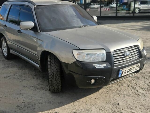 Серый Субару Форестер, объемом двигателя 2 л и пробегом 351 тыс. км за 2605 $, фото 2 на Automoto.ua