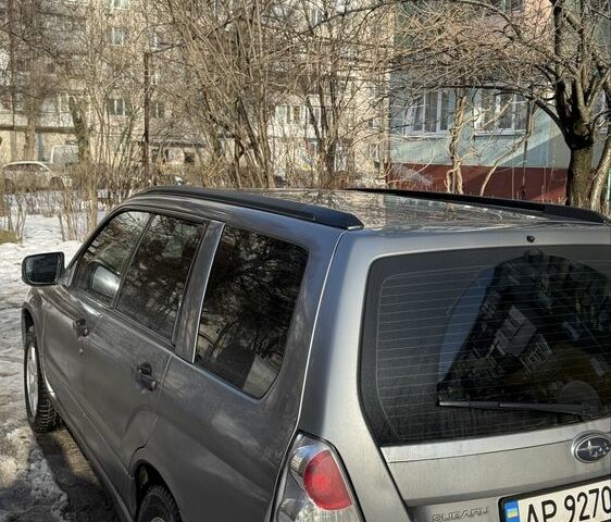 Серый Субару Форестер, объемом двигателя 2 л и пробегом 240 тыс. км за 6200 $, фото 2 на Automoto.ua