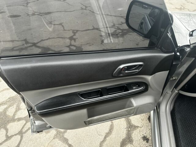 Серый Субару Форестер, объемом двигателя 2 л и пробегом 370 тыс. км за 4000 $, фото 8 на Automoto.ua