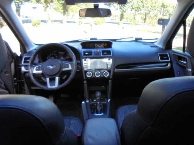 Серый Субару Форестер, объемом двигателя 2.5 л и пробегом 41 тыс. км за 10000 $, фото 7 на Automoto.ua