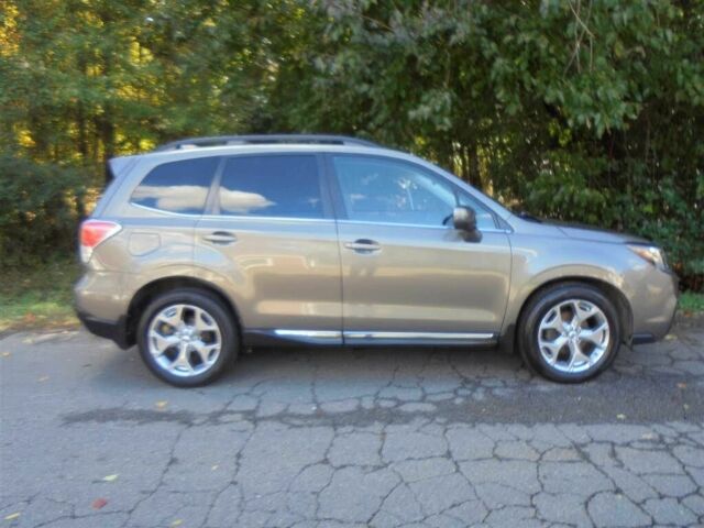 Серый Субару Форестер, объемом двигателя 2.5 л и пробегом 41 тыс. км за 10000 $, фото 2 на Automoto.ua
