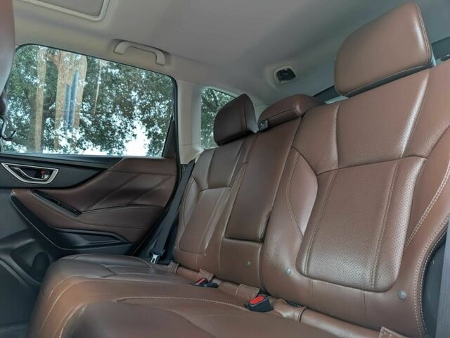 Серый Субару Форестер, объемом двигателя 2.5 л и пробегом 17 тыс. км за 16000 $, фото 10 на Automoto.ua