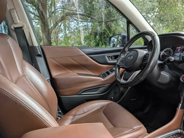 Серый Субару Форестер, объемом двигателя 2.5 л и пробегом 17 тыс. км за 16000 $, фото 8 на Automoto.ua