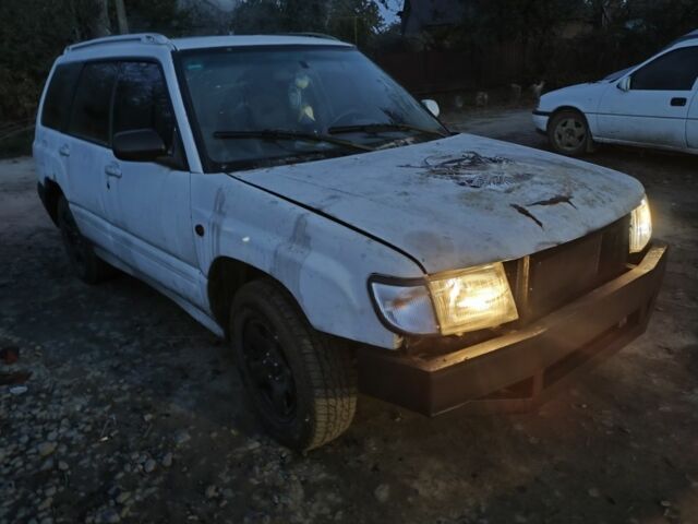 Серый Субару Форестер, объемом двигателя 0 л и пробегом 200 тыс. км за 2200 $, фото 1 на Automoto.ua