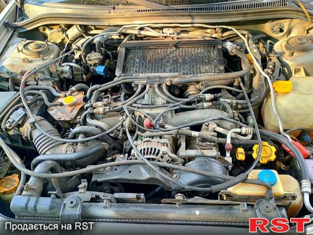 Серый Субару Форестер, объемом двигателя 2 л и пробегом 340 тыс. км за 3500 $, фото 8 на Automoto.ua