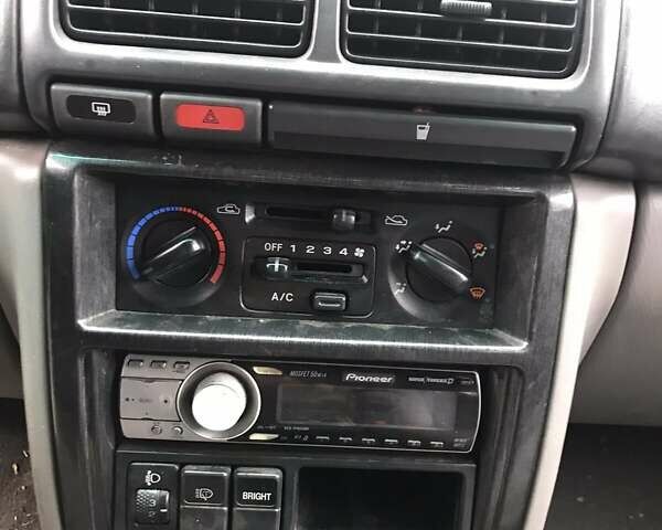 Сірий Субару Forester, об'ємом двигуна 2 л та пробігом 205 тис. км за 4500 $, фото 11 на Automoto.ua