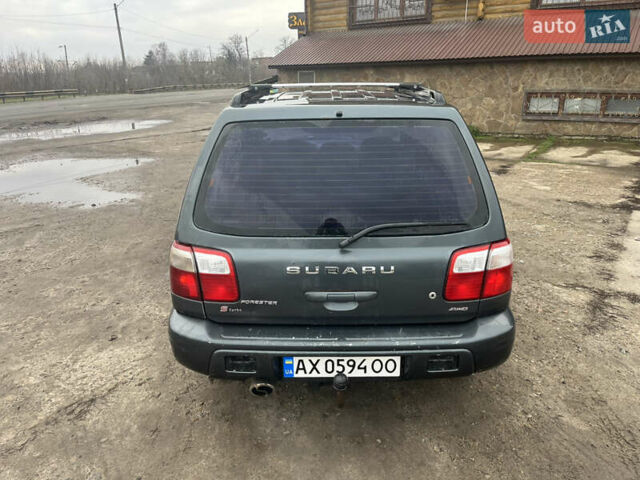 Серый Субару Форестер, объемом двигателя 2 л и пробегом 350 тыс. км за 4300 $, фото 3 на Automoto.ua