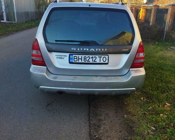 Сірий Субару Forester, об'ємом двигуна 1.99 л та пробігом 305 тис. км за 4000 $, фото 4 на Automoto.ua