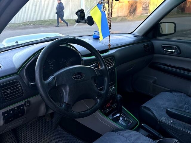 Серый Субару Форестер, объемом двигателя 2 л и пробегом 170 тыс. км за 6500 $, фото 6 на Automoto.ua