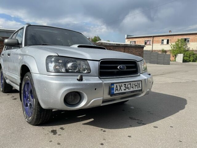 Сірий Субару Forester, об'ємом двигуна 2 л та пробігом 300 тис. км за 5600 $, фото 3 на Automoto.ua