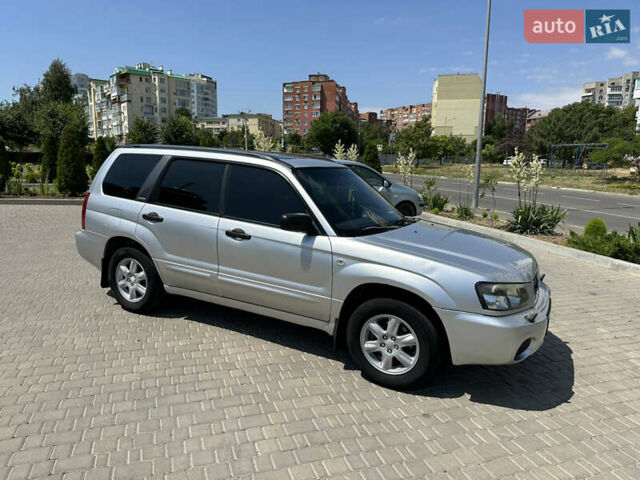 Серый Субару Форестер, объемом двигателя 2 л и пробегом 260 тыс. км за 6500 $, фото 3 на Automoto.ua