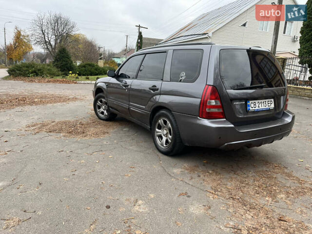 Серый Субару Форестер, объемом двигателя 2 л и пробегом 450 тыс. км за 4799 $, фото 3 на Automoto.ua