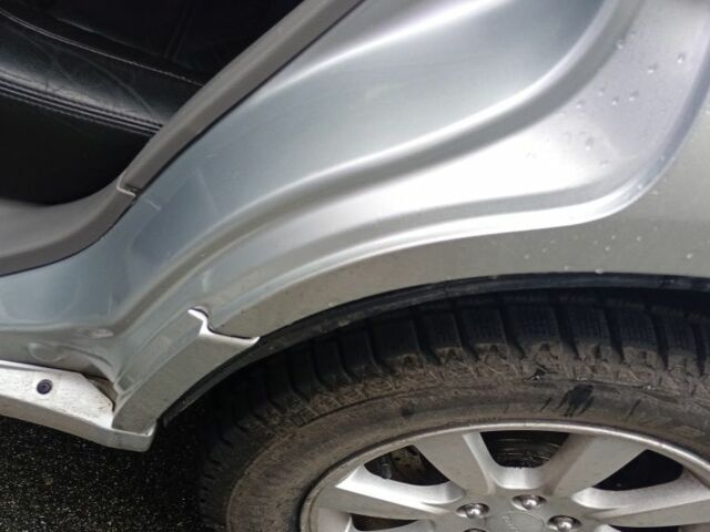 Серый Субару Форестер, объемом двигателя 2 л и пробегом 231 тыс. км за 5500 $, фото 5 на Automoto.ua