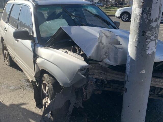 Субару Форестер 2004 в Одессе на Automoto.ua Серый Субару Форестер, объемом двигателя 2 л и пробегом 310 тыс. км за 2399 $, фото 3 на Automoto.ua