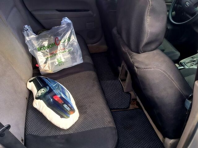 Субару Forester 2004 у Сумах на Automoto.ua Сірий Субару Forester, об'ємом двигуна 2 л та пробігом 200 тис. км за 4950 $, фото 7 на Automoto.ua