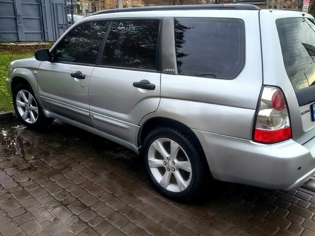 Субару Forester 2004 у Сумах на Automoto.ua Сірий Субару Forester, об'ємом двигуна 2 л та пробігом 200 тис. км за 4950 $, фото 2 на Automoto.ua