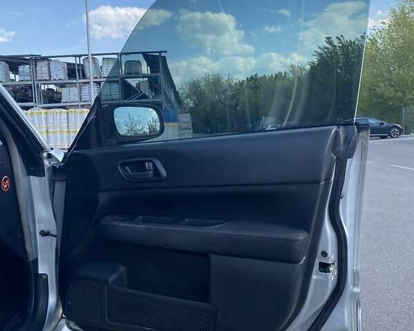 Субару Форестер 2004 в Днепре (Днепропетровске) на Automoto.ua Серый Субару Форестер, объемом двигателя 2 л и пробегом 290 тыс. км за 5999 $, фото 16 на Automoto.ua