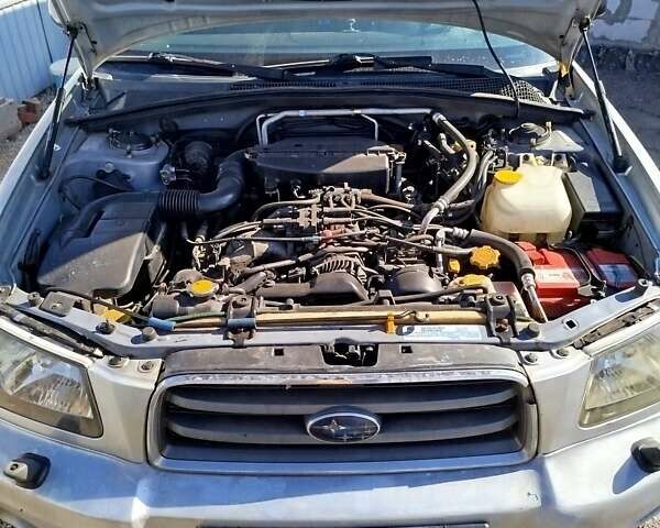 Сірий Субару Forester, об'ємом двигуна 2 л та пробігом 430 тис. км за 4000 $, фото 3 на Automoto.ua