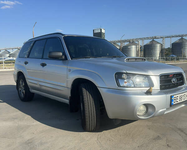 Сірий Субару Forester, об'ємом двигуна 1.99 л та пробігом 200 тис. км за 7700 $, фото 3 на Automoto.ua