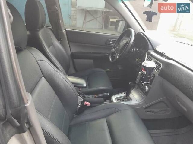 Серый Субару Форестер, объемом двигателя 2.5 л и пробегом 220 тыс. км за 5700 $, фото 10 на Automoto.ua