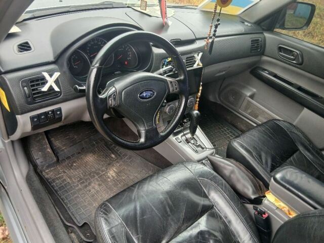 Серый Субару Форестер, объемом двигателя 2 л и пробегом 250 тыс. км за 5399 $, фото 2 на Automoto.ua