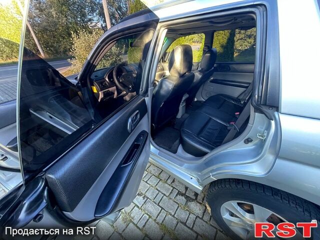 Субару Forester 2005 у Чернігові на Automoto.ua Сірий Субару Forester, об'ємом двигуна 2 л та пробігом 360 тис. км за 6000 $, фото 6 на Automoto.ua