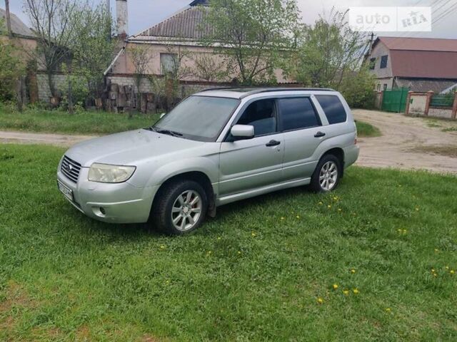 Сірий Субару Forester, об'ємом двигуна 2 л та пробігом 217 тис. км за 6100 $, фото 4 на Automoto.ua