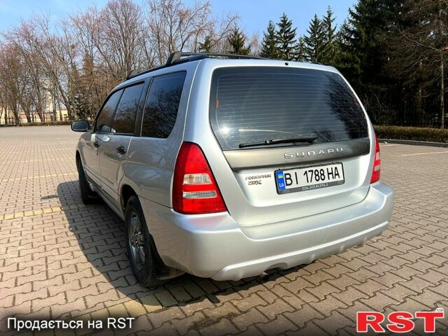 Серый Субару Форестер, объемом двигателя 2 л и пробегом 315 тыс. км за 5300 $, фото 5 на Automoto.ua