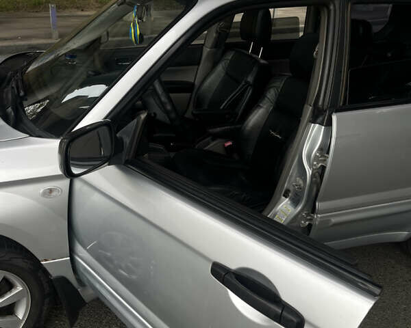 Сірий Субару Forester, об'ємом двигуна 2 л та пробігом 227 тис. км за 6500 $, фото 10 на Automoto.ua