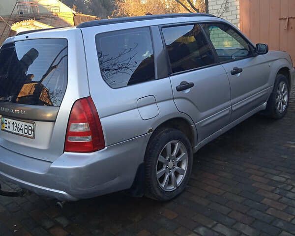 Сірий Субару Forester, об'ємом двигуна 2 л та пробігом 250 тис. км за 5000 $, фото 2 на Automoto.ua