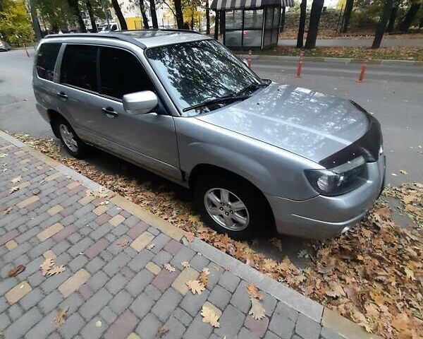 Серый Субару Форестер, объемом двигателя 2 л и пробегом 553 тыс. км за 5700 $, фото 3 на Automoto.ua