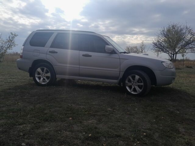 Серый Субару Форестер, объемом двигателя 2.5 л и пробегом 220 тыс. км за 5700 $, фото 3 на Automoto.ua