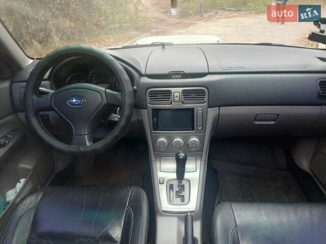 Субару Forester 2005 у Києві на Automoto.ua Сірий Субару Forester, об'ємом двигуна 2 л та пробігом 241 тис. км за 5700 $, фото 18 на Automoto.ua