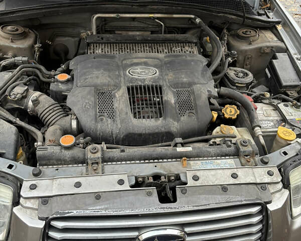 Серый Субару Форестер, объемом двигателя 2.46 л и пробегом 240 тыс. км за 7200 $, фото 9 на Automoto.ua