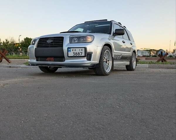 Серый Субару Форестер, объемом двигателя 2.5 л и пробегом 75 тыс. км за 13000 $, фото 10 на Automoto.ua