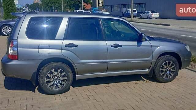 Серый Субару Форестер, объемом двигателя 1.99 л и пробегом 295 тыс. км за 5400 $, фото 5 на Automoto.ua