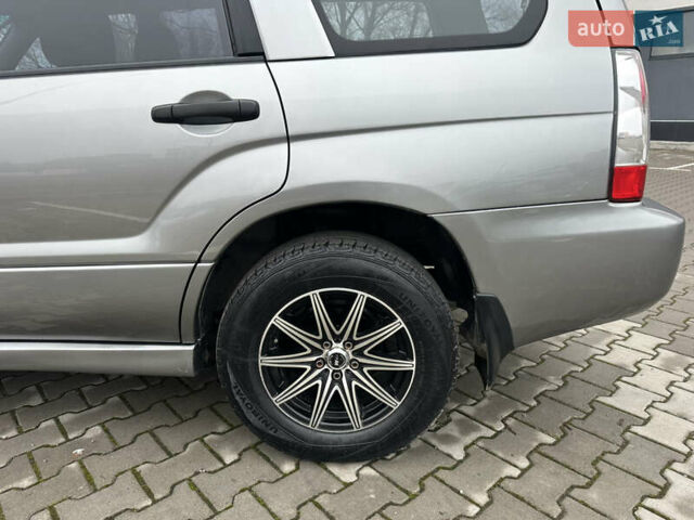 Сірий Субару Forester, об'ємом двигуна 2 л та пробігом 295 тис. км за 6199 $, фото 18 на Automoto.ua