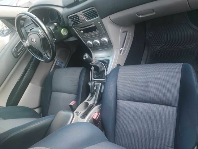 Серый Субару Форестер, объемом двигателя 2 л и пробегом 203 тыс. км за 6900 $, фото 12 на Automoto.ua