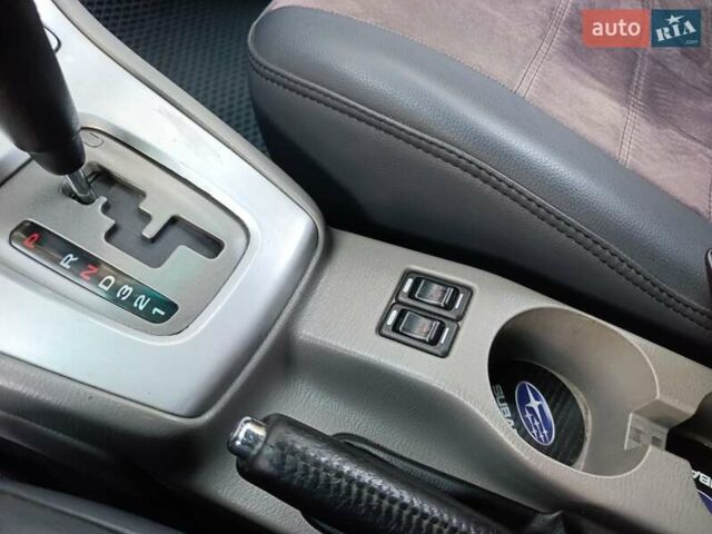 Серый Субару Форестер, объемом двигателя 1.99 л и пробегом 275 тыс. км за 6250 $, фото 21 на Automoto.ua