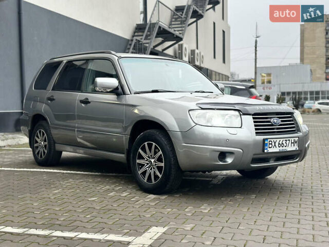 Сірий Субару Forester, об'ємом двигуна 2 л та пробігом 295 тис. км за 6199 $, фото 4 на Automoto.ua
