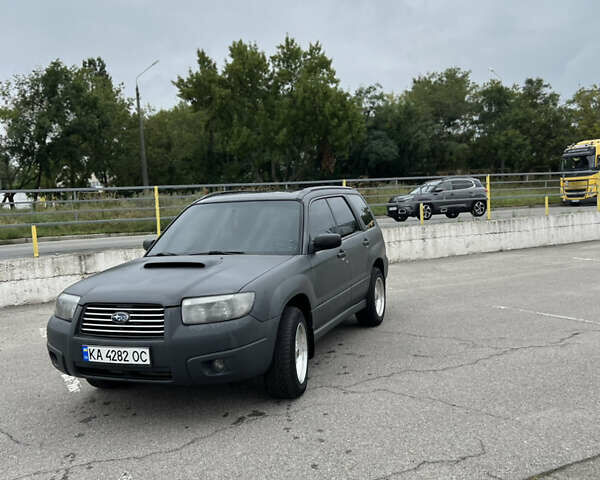 Сірий Субару Forester, об'ємом двигуна 2.5 л та пробігом 268 тис. км за 6400 $, фото 5 на Automoto.ua