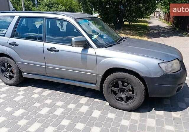 Сірий Субару Forester, об'ємом двигуна 2 л та пробігом 370 тис. км за 5300 $, фото 3 на Automoto.ua