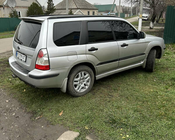 Серый Субару Форестер, объемом двигателя 2 л и пробегом 335 тыс. км за 6750 $, фото 6 на Automoto.ua