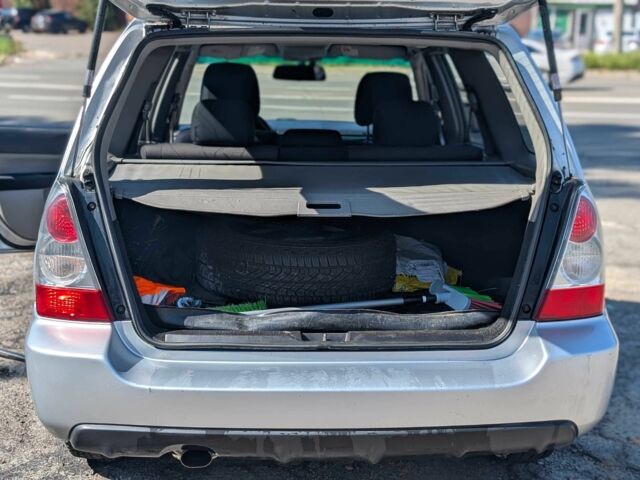 Субару Forester 2006 у Києві на Automoto.ua Сірий Субару Forester, об'ємом двигуна 2 л та пробігом 276 тис. км за 5350 $, фото 6 на Automoto.ua