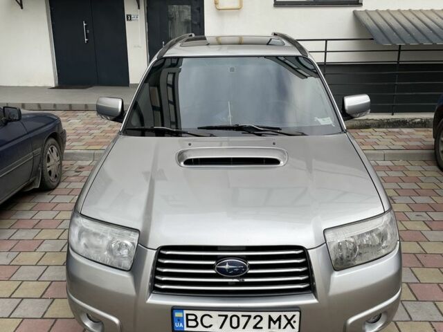 Серый Субару Форестер, объемом двигателя 2.5 л и пробегом 265 тыс. км за 6600 $, фото 2 на Automoto.ua
