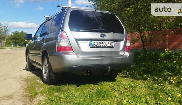 Сірий Субару Forester, об'ємом двигуна 2 л та пробігом 156 тис. км за 8200 $, фото 5 на Automoto.ua