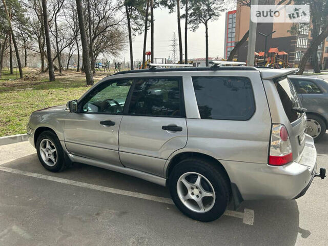 Сірий Субару Forester, об'ємом двигуна 2 л та пробігом 275 тис. км за 6300 $, фото 2 на Automoto.ua