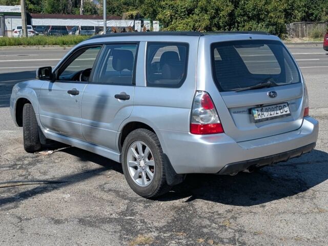 Субару Forester 2006 у Києві на Automoto.ua Сірий Субару Forester, об'ємом двигуна 2 л та пробігом 276 тис. км за 5350 $, фото 4 на Automoto.ua
