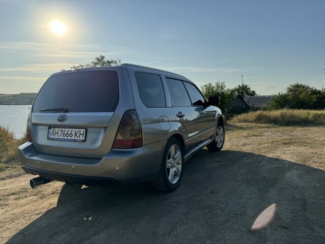 Серый Субару Форестер, объемом двигателя 2.5 л и пробегом 270 тыс. км за 8000 $, фото 3 на Automoto.ua