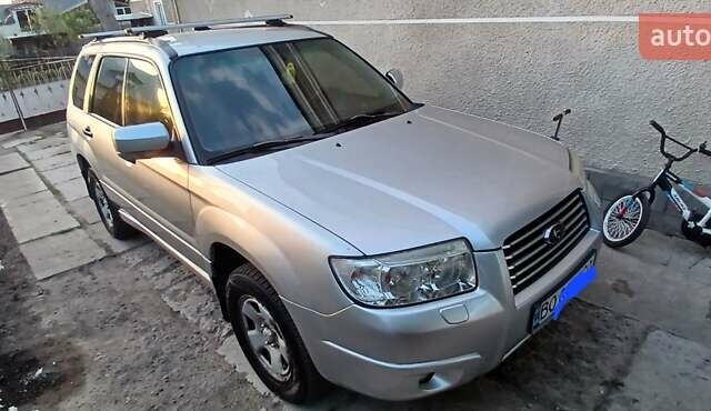 Серый Субару Форестер, объемом двигателя 2 л и пробегом 261 тыс. км за 4800 $, фото 8 на Automoto.ua